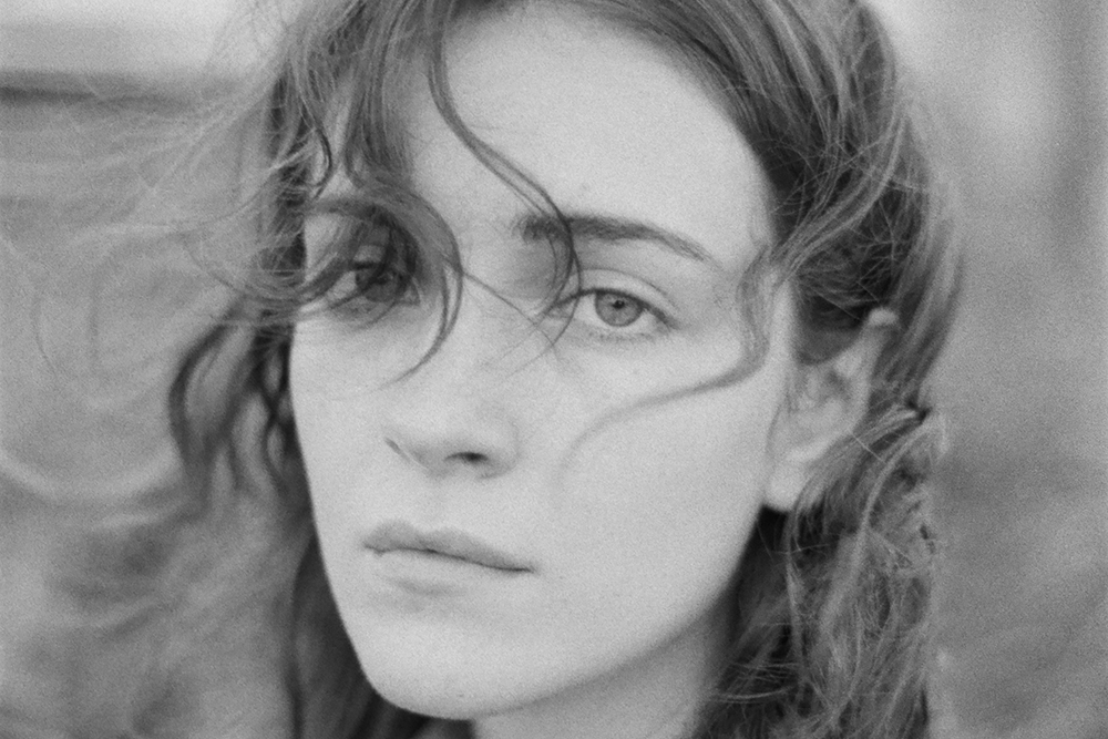 Michael Shannon en Talia Ryder schitteren in remake van eerste horrorfilm ooit