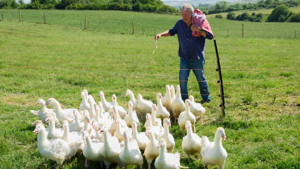 Jeremy Clarkson droomt van 'maanlanding' op televisie na einde Clarkson's Farm