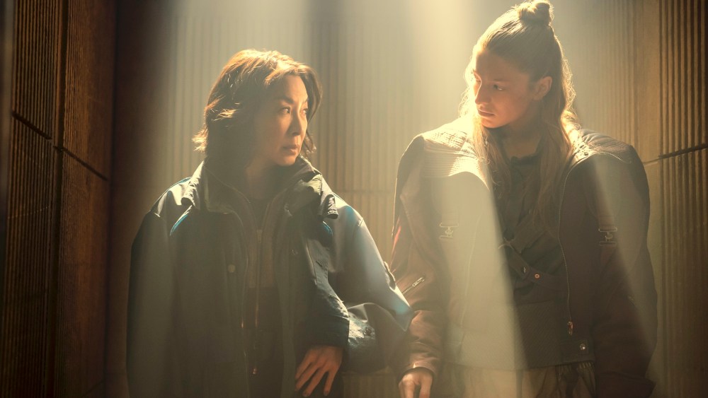 Neon, Replicants en Michelle Yeoh: De eerste trailer van Blade Runner 2099 is hier!